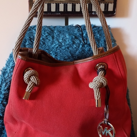 Michael Kors Red Marina bag Item #81 - Picture 1 of 9